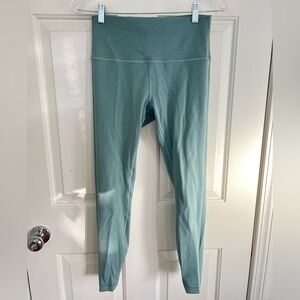 Lululemon Wunder Under leggings